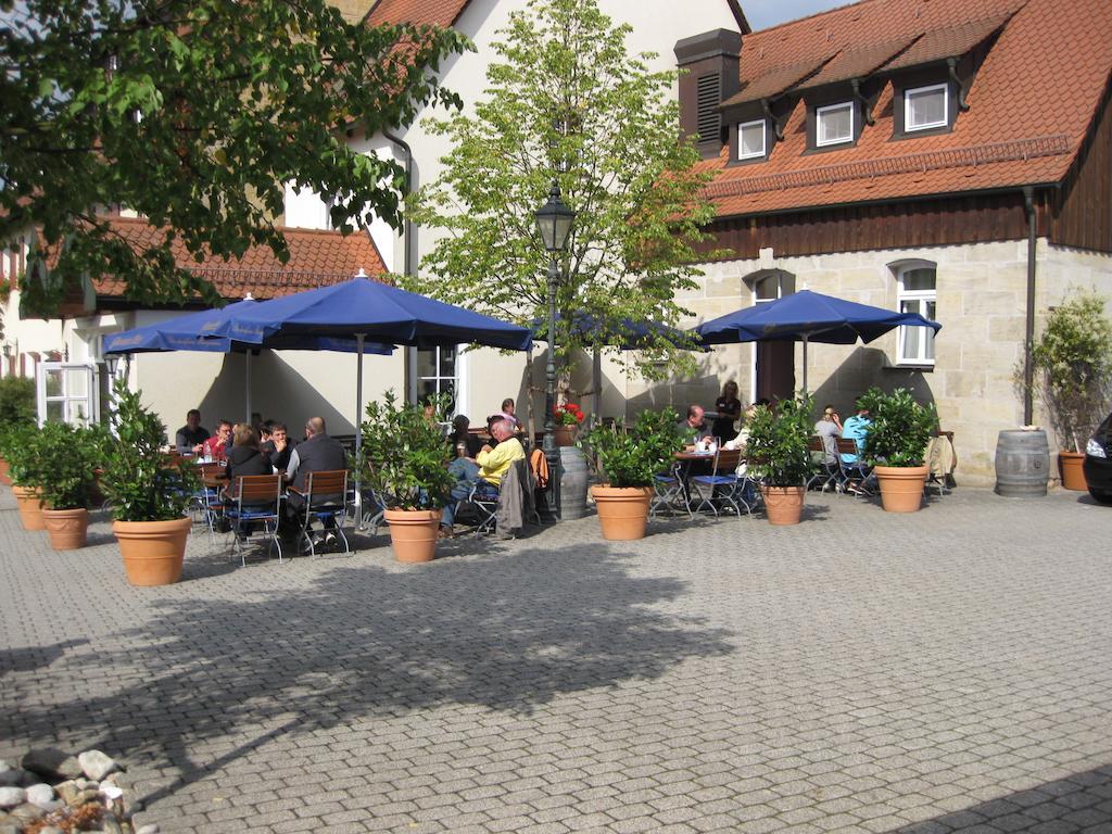 Landgasthof Und Hotel Weisser Lowe Eckental Exterior photo